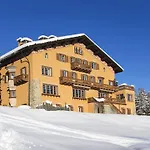 Chesa Spuondas Hotell 3*