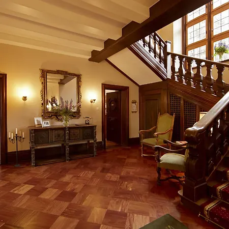 Chesa Spuondas Санкт-Мориц