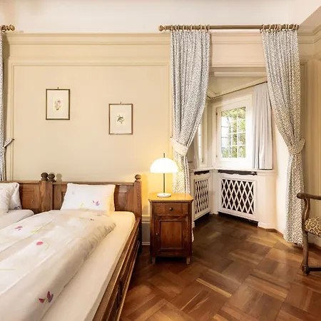 체사 스푸온다스 3*