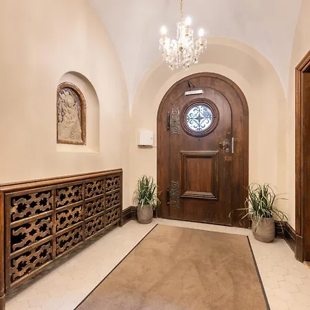 체사 스푸온다스 호텔