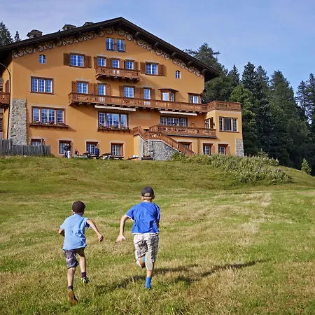 호텔 체사 스푸온다스 세인트모리츠